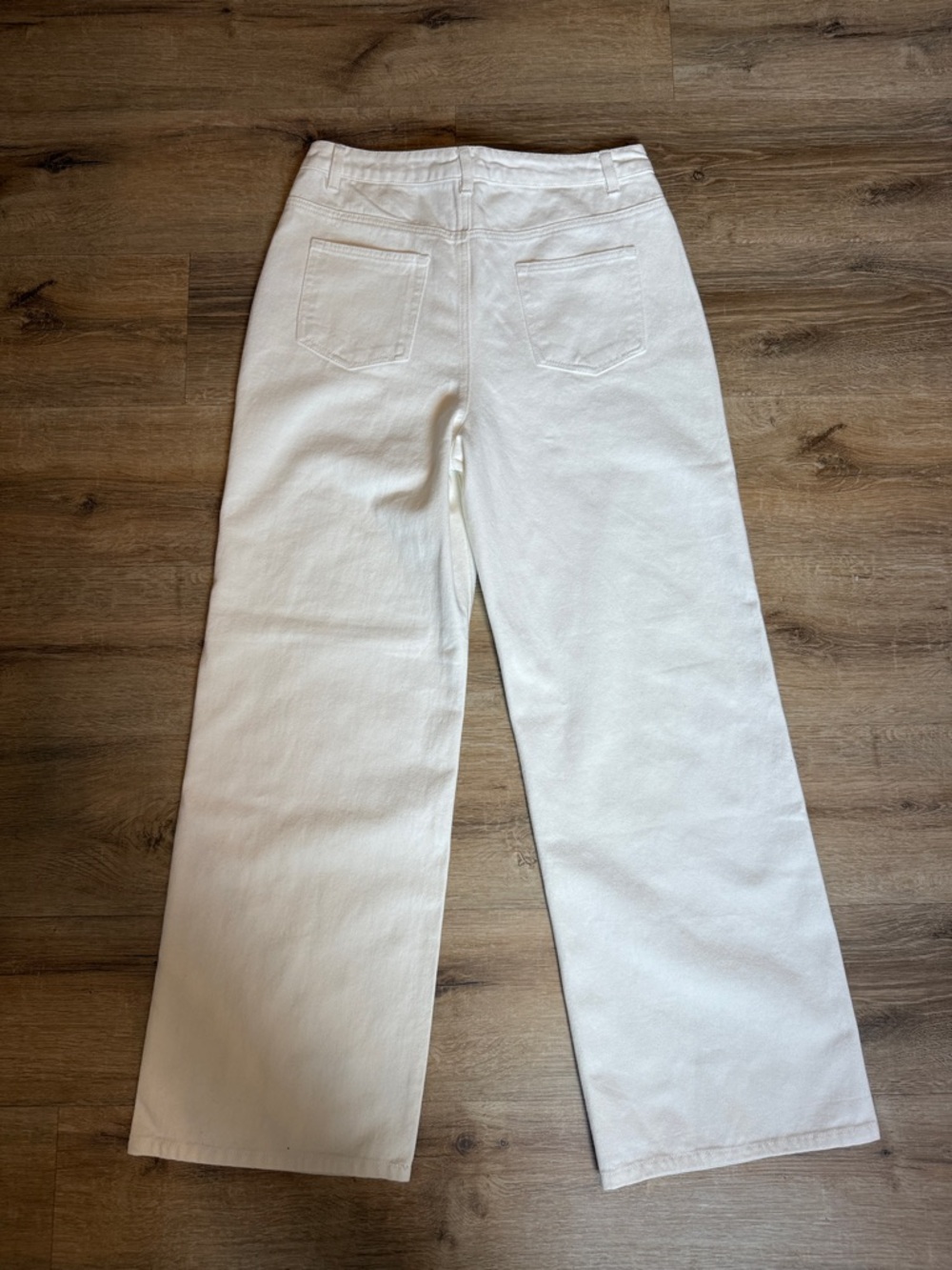 NWT PrettyLittleThing White High Waist Hotfix Straight Leg Denim Jeans - Picture 8 of 8